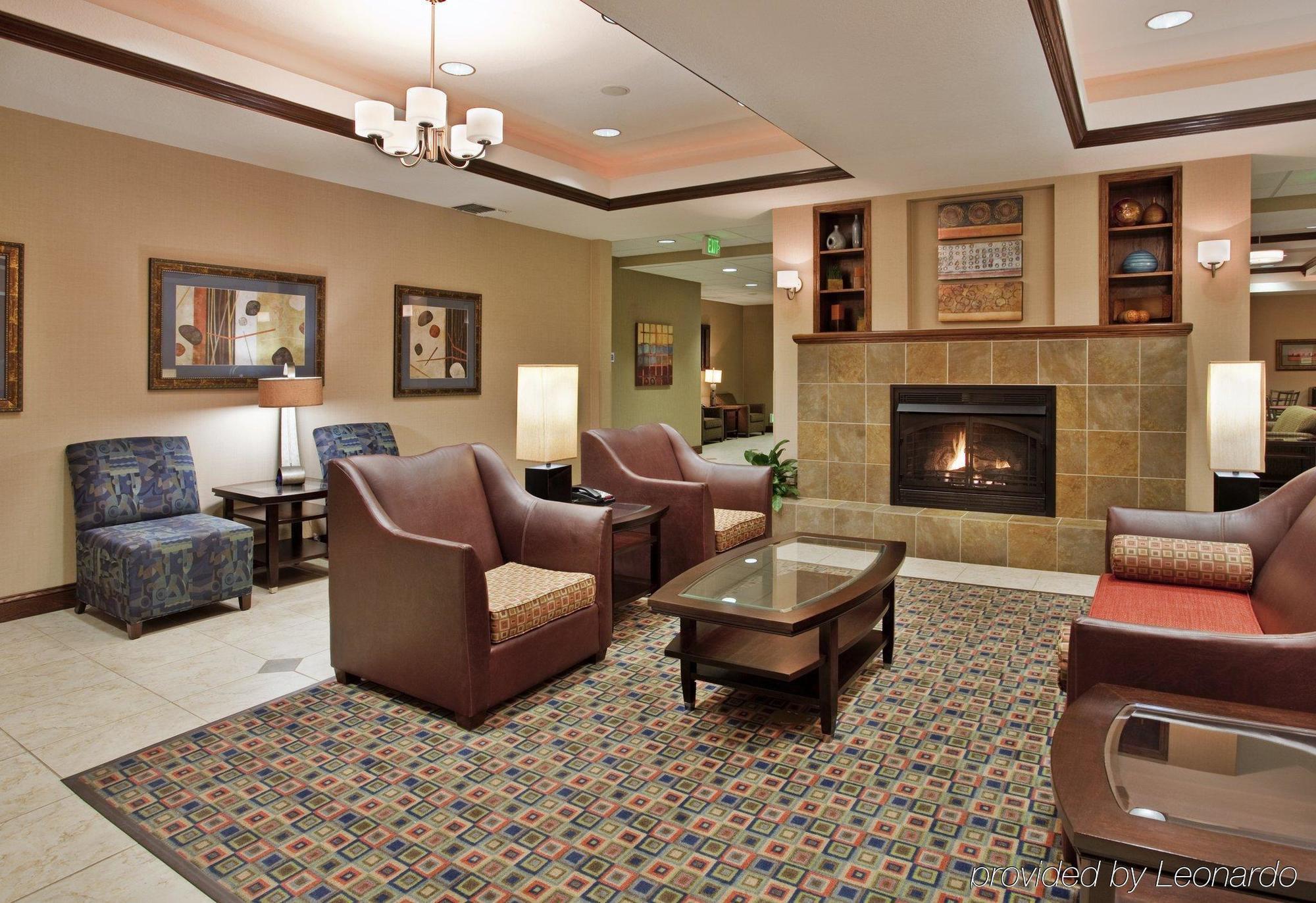 Holiday Inn Express & Suites Pittsburg, An Ihg Hotel Interior foto