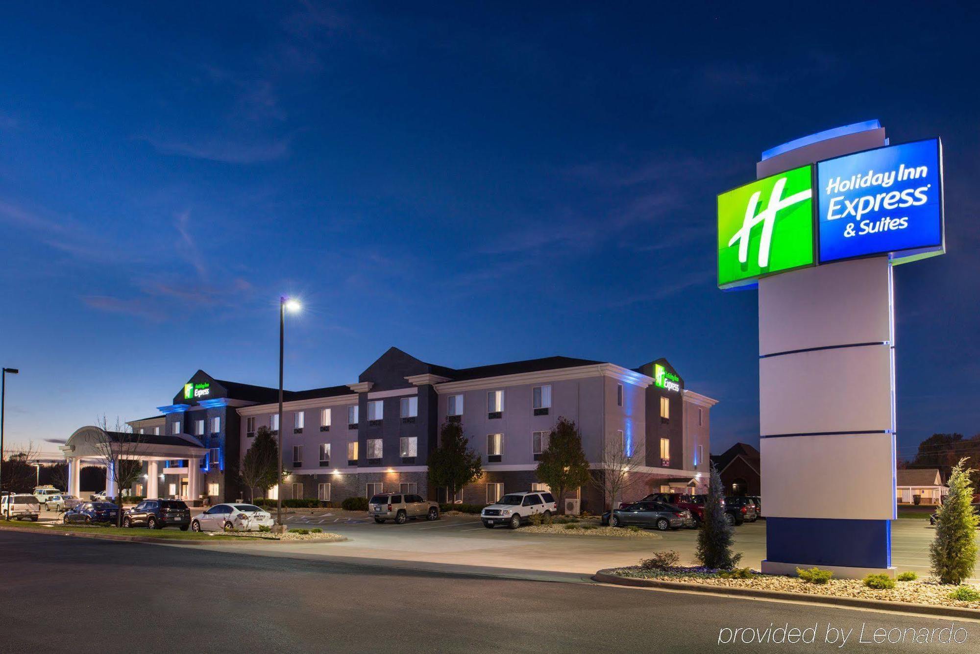 Holiday Inn Express & Suites Pittsburg, An Ihg Hotel Exterior foto