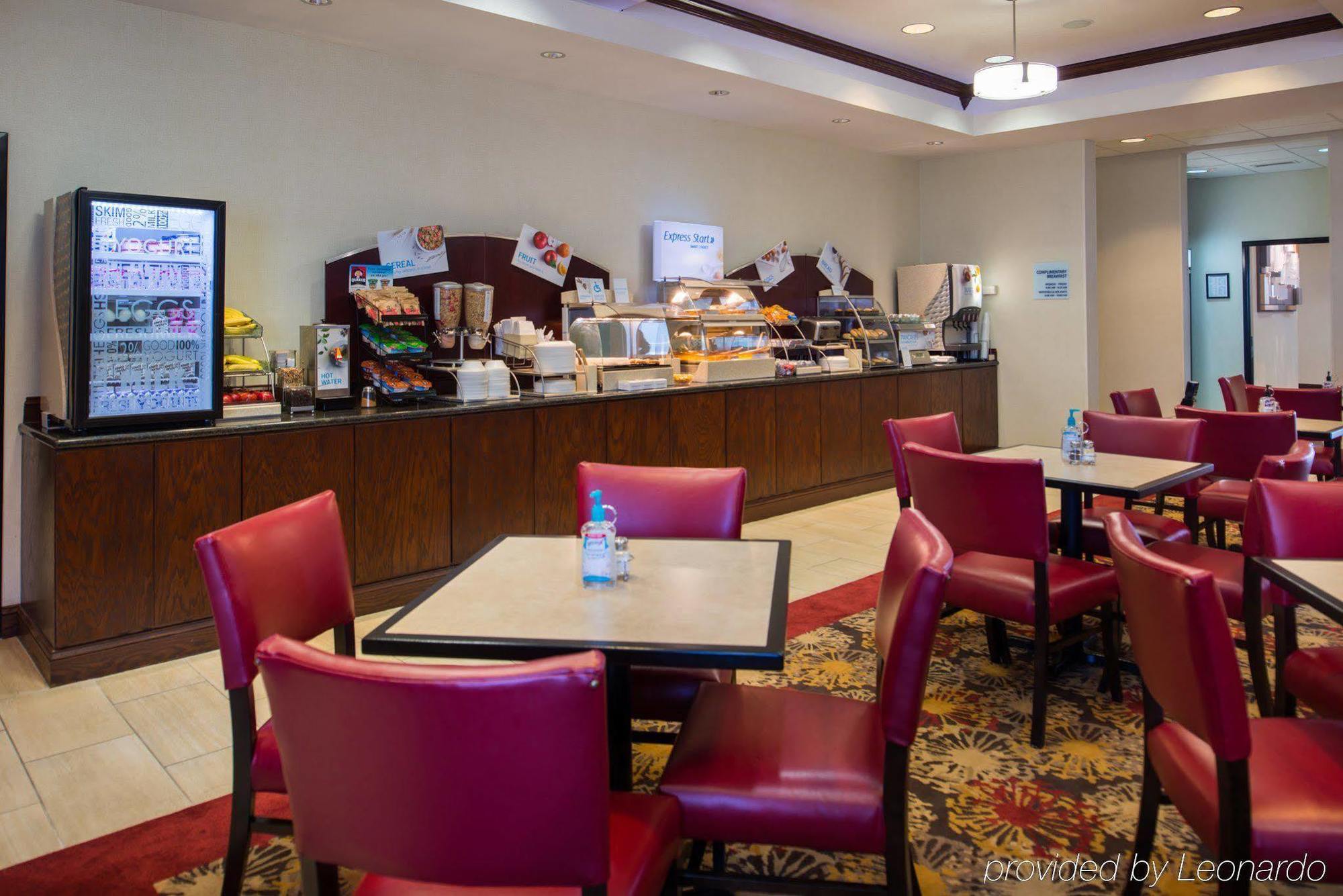 Holiday Inn Express & Suites Pittsburg By Ihg Exterior foto