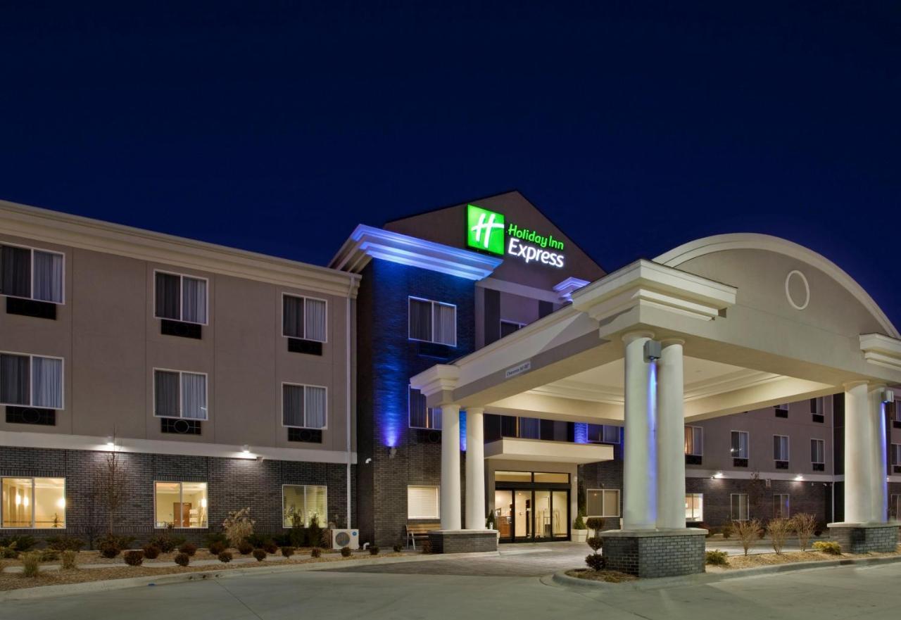 Holiday Inn Express & Suites Pittsburg, An Ihg Hotel Exterior foto