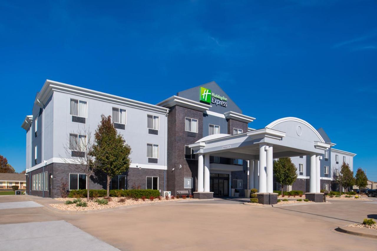 Holiday Inn Express & Suites Pittsburg, An Ihg Hotel Exterior foto